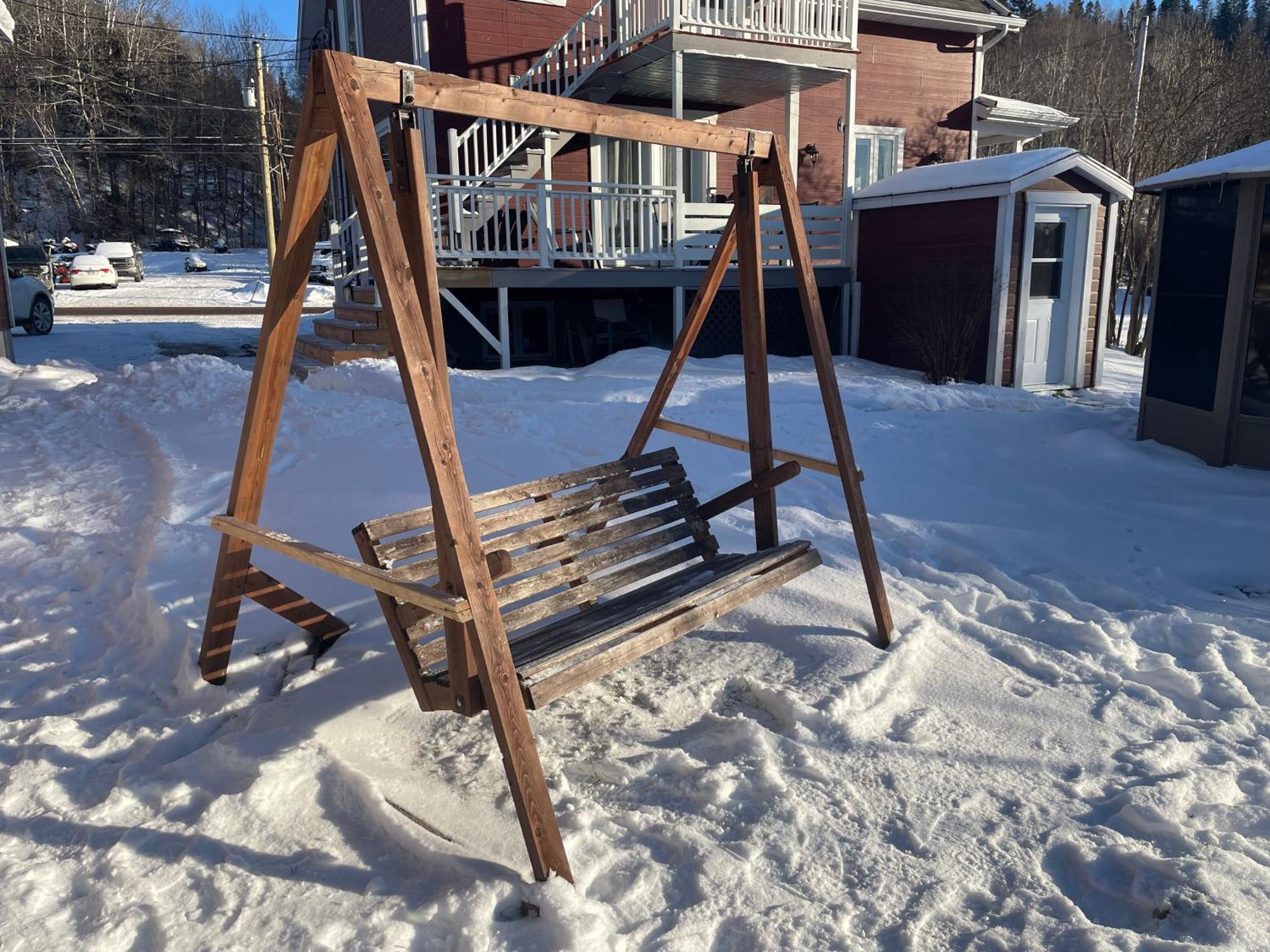 Belle Maison Avec Vue Sur La Riviere LʼAnse-Saint-Jean Exterior foto